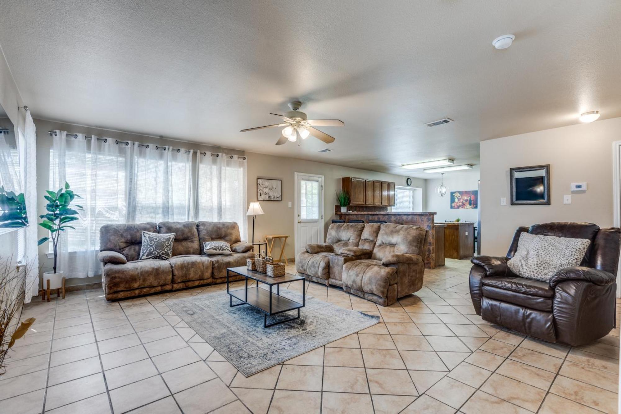 Entire House - Literally Across The Street From Sea World San Antonio Exteriér fotografie